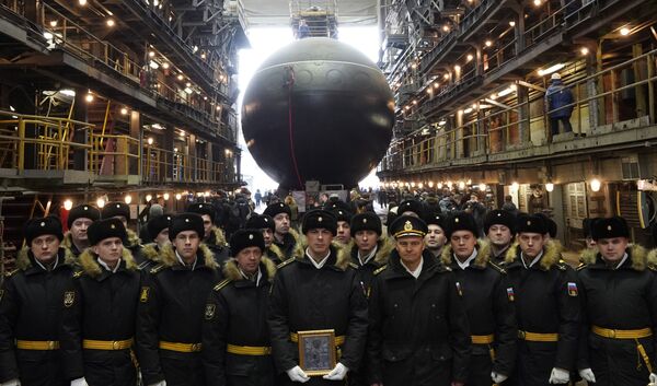 俄羅斯海軍“馬加丹”號潛艇下水儀式。
 - 俄羅斯衛星通訊社
