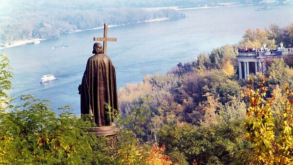 Киев  Памятник князю Владимиру  - 俄罗斯卫星通讯社