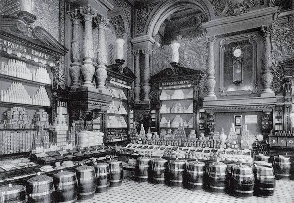 1913年，叶利谢耶夫斯基商店小食品柜台。 - 俄罗斯卫星通讯社