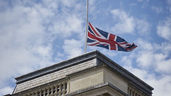Британский флаг над зданием Министерство иностранных дел Великобритании в Лондоне - 俄罗斯卫星通讯社