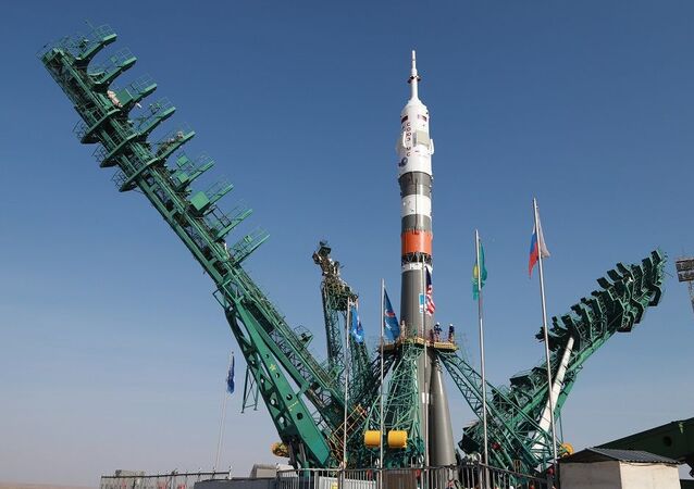 太空游客不想成为碰撞测试的对象 因此会选择联盟飞船俄罗斯发射