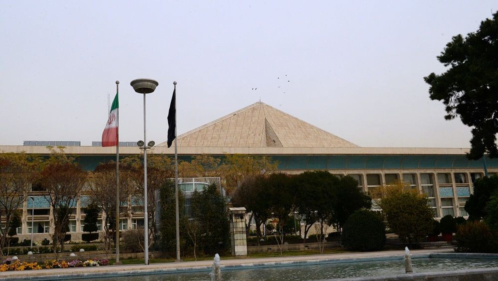 Иран парламент новое здание - 俄羅斯衛星通訊社, 1920, 04.10.2021