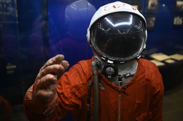 加加林市首飞太空博物馆展出的SK-1宇航服。
 - 俄罗斯卫星通讯社