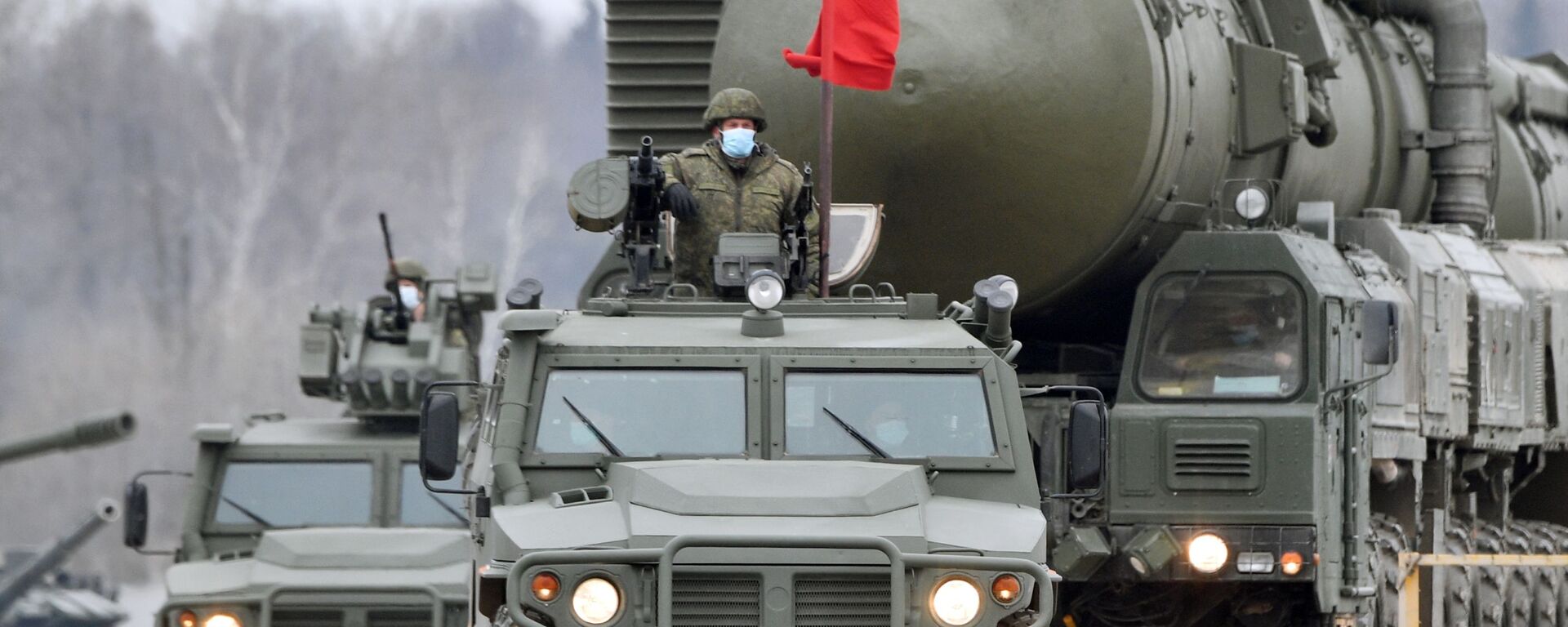 Автономная пусковая установка ПГРК Ярс во время репетиции военного парада в подмосковном Алабино - 俄羅斯衛星通訊社, 1920, 29.07.2021