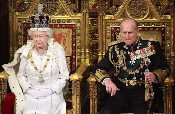 英國女王伊麗莎白二世與菲利普親王。 - 俄羅斯衛星通訊社