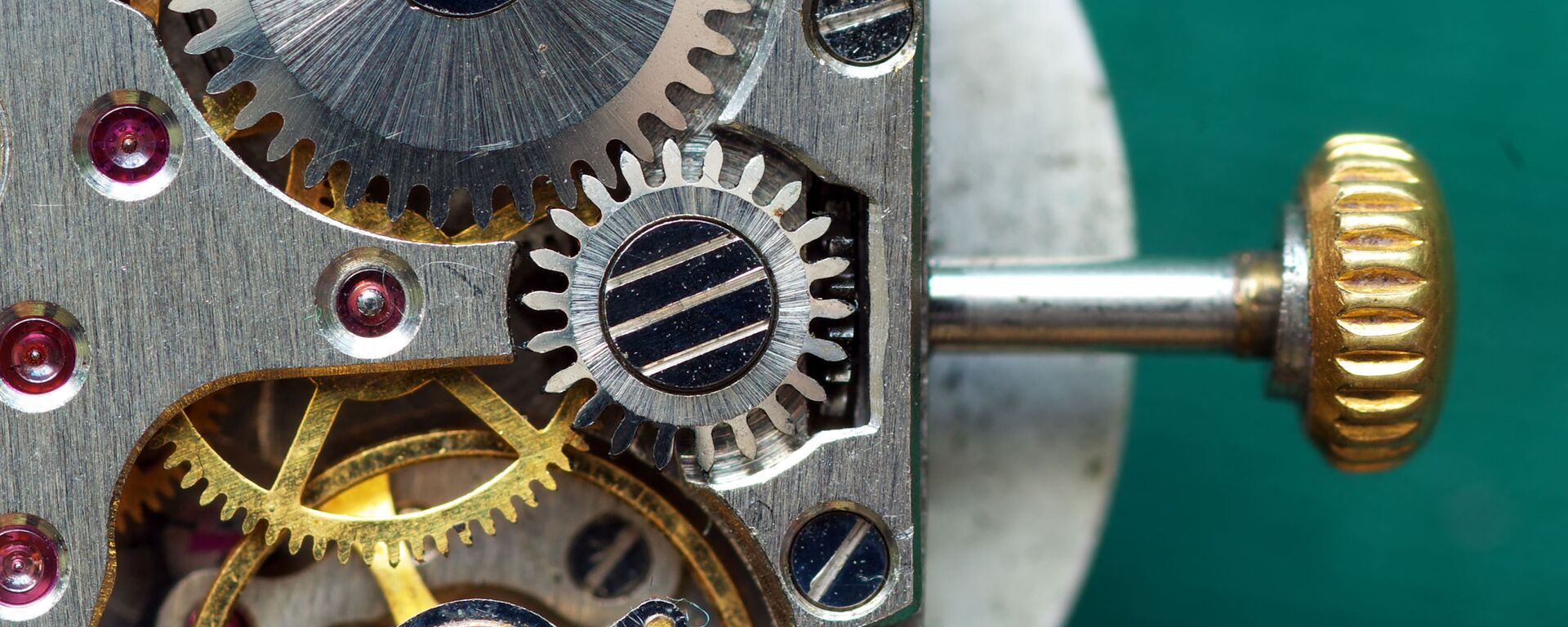 俄罗斯8月份向中国采购的钟表数量翻番创历史新高 - 俄罗斯卫星通讯社, 1920, 21.09.2024