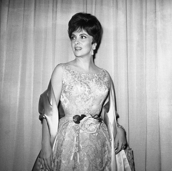 吉娜·羅洛布里吉達參加1961年奧斯卡金像獎頒獎典禮。 - 俄羅斯衛星通訊社