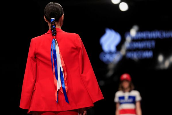模特展示俄罗斯队奥运官方制服。 - 俄罗斯卫星通讯社