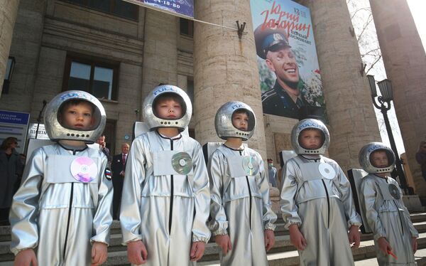 伏爾加格勒舉行活動慶祝俄羅斯航天日。 - 俄羅斯衛星通訊社