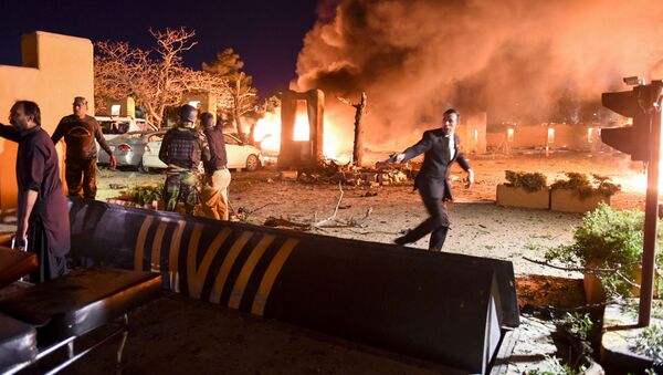 На месте взрыва у отеля в Пакистане - 俄罗斯卫星通讯社