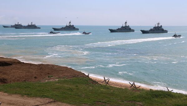 俄羅斯黑海艦隊舉行消滅假想敵船隊的演習 - 俄羅斯衛星通訊社