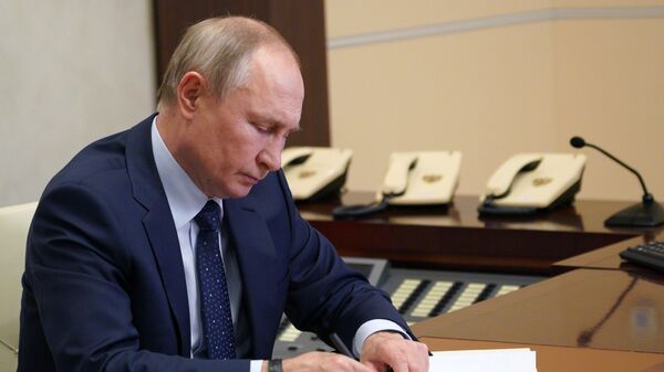  普京签署暂停以简化程序向欧盟国家发放签证的法律 - 俄罗斯卫星通讯社