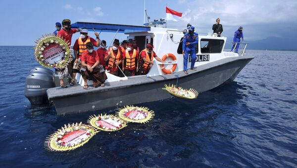習近平就印尼海軍潛艇沈沒向印尼總統佐科致慰問電 - 俄羅斯衛星通訊社