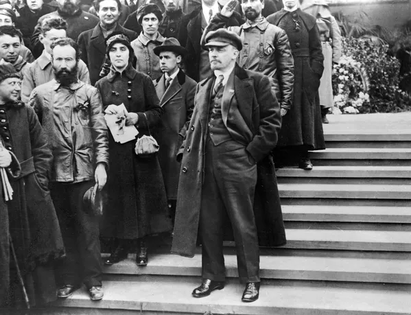 1919年5月1日,弗拉基米爾·伊里奇·列寧同志參加五一節紅場遊行活動。 1919年5月1日,弗拉基米爾·伊里奇·列寧同志參加五一節紅場遊行活動。 - 俄羅斯衛星通訊社
