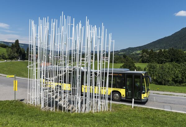 奧地利克倫巴赫，由日本建築師藤本壯介設計的公交車站。 - 俄羅斯衛星通訊社