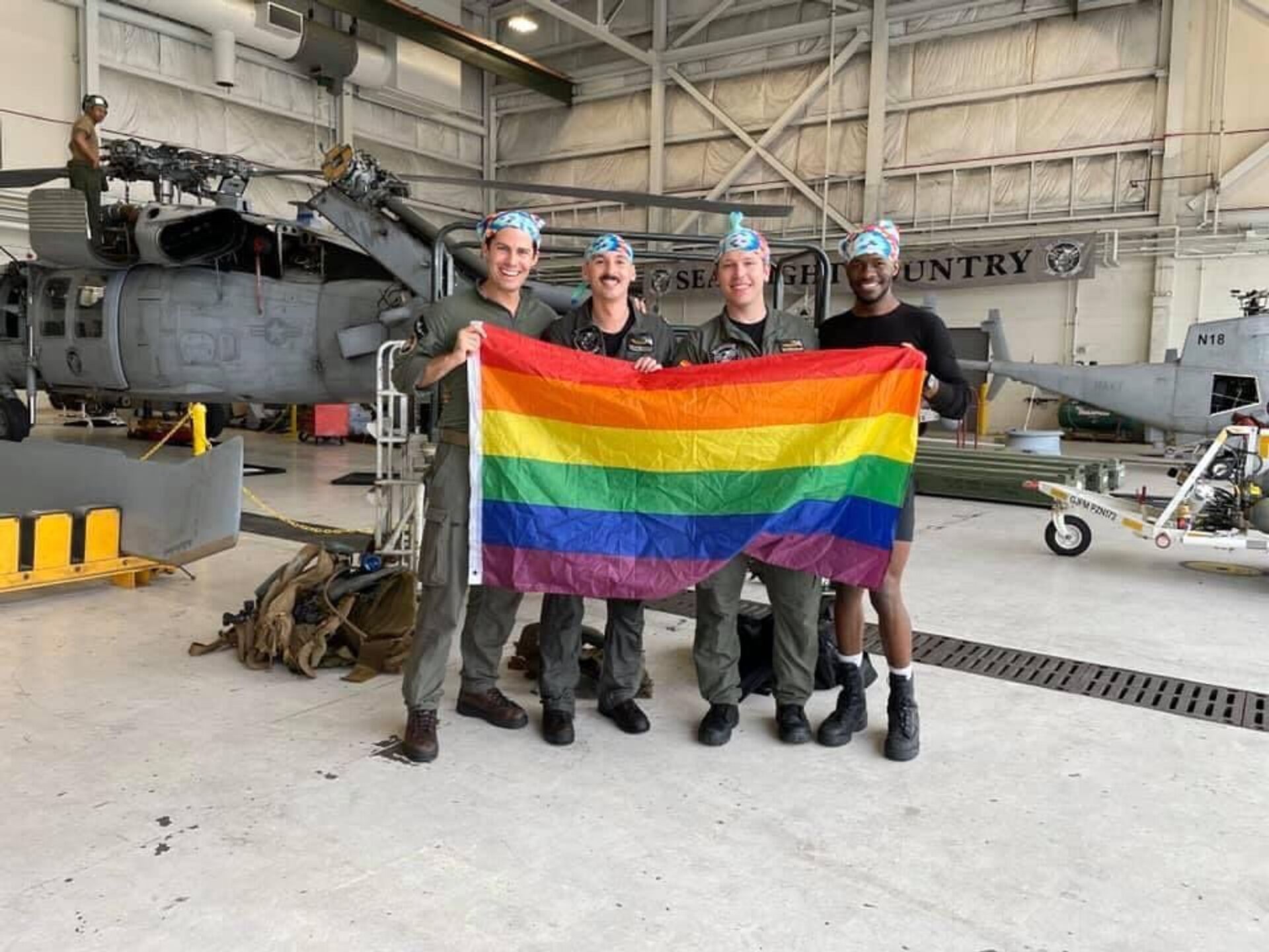 美國軍隊歷史上首張同性戀機組成員照片被發表在網絡上 - 俄羅斯衛星通訊社, 1920, 04.05.2021
