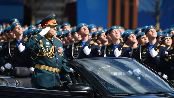 Главнокомандующий сухопутными войсками РФ Олег Салюков во время генеральной репетиции парада в честь 76-й годовщины Победы в Великой Отечественной войне в Москве. Главнокомандующий сухопутными войсками РФ Олег Салюков во время генеральной репетиции парада в честь 76-й годовщины Победы в Великой Отечественной войне в Москве. - 俄羅斯衛星通訊社
