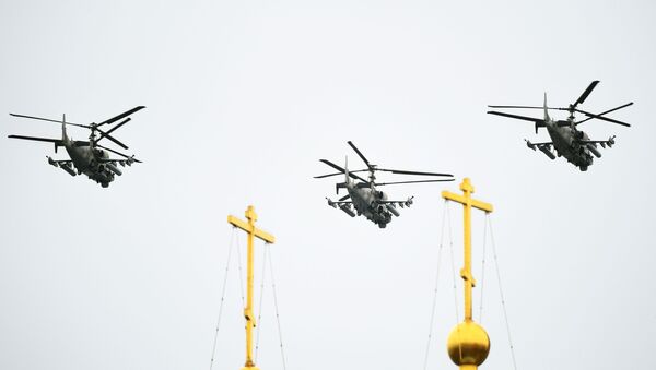 Ударные вертолеты Ка-52 Аллигатор во время воздушной части парада в честь 76-й годовщины Победы в Великой Отечественной войне в Москве.  - 俄罗斯卫星通讯社