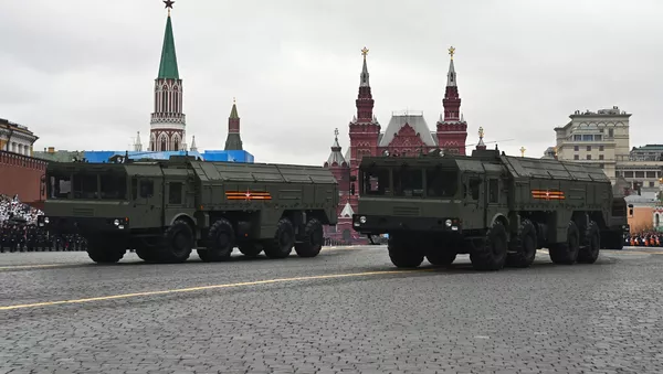 Оперативно-тактический ракетный комплекс (ОТРК) Искандер-М на военном параде в честь 76-й годовщины Победы в Великой Отечественной войне в Москве. Оперативно-тактический ракетный комплекс (ОТРК) Искандер-М на военном параде в честь 76-й годовщины Победы в Великой Отечественной войне в Москве. - 俄羅斯衛星通訊社
