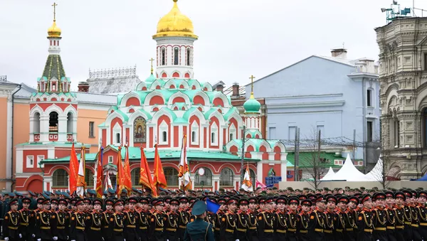 Курсанты Московского суворовского военного училища на военном параде в честь 76-й годовщины Победы в Великой Отечественной войне в Москве. Курсанты Московского суворовского военного училища на военном параде в честь 76-й годовщины Победы в Великой Отечественной войне в Москве. - 俄羅斯衛星通訊社