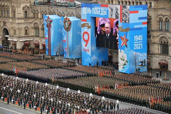 莫斯科紀念偉大衛國戰爭76週年軍事閱兵式上的軍人方隊。 - 俄羅斯衛星通訊社