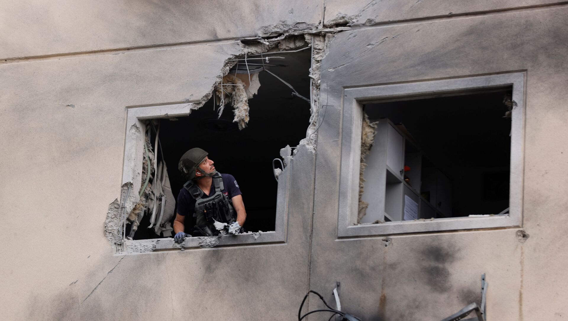 以色列坦克摧毁了加沙的哈马斯观察站