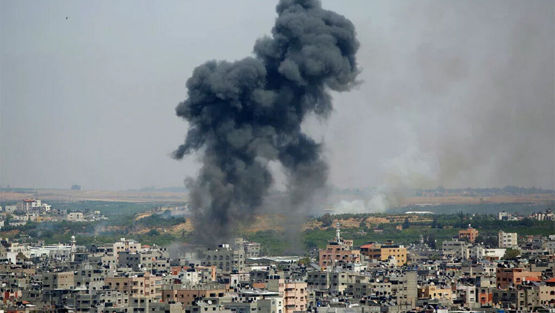 巴以冲突已造成至少65名巴勒斯坦人死亡 300多人受伤|以色列|巴勒斯坦人|巴以冲突_新浪军事_新浪网