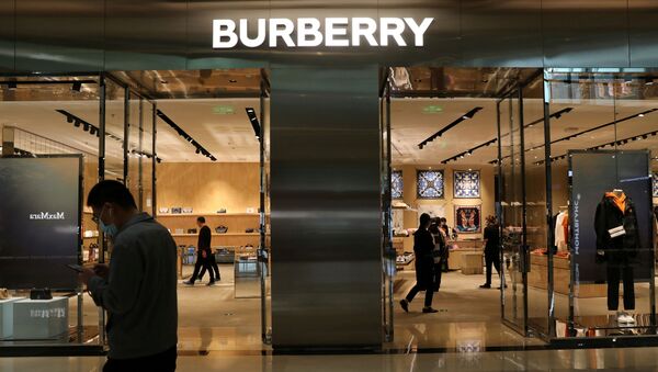 Магазин Burberry в Пекине - 俄羅斯衛星通訊社