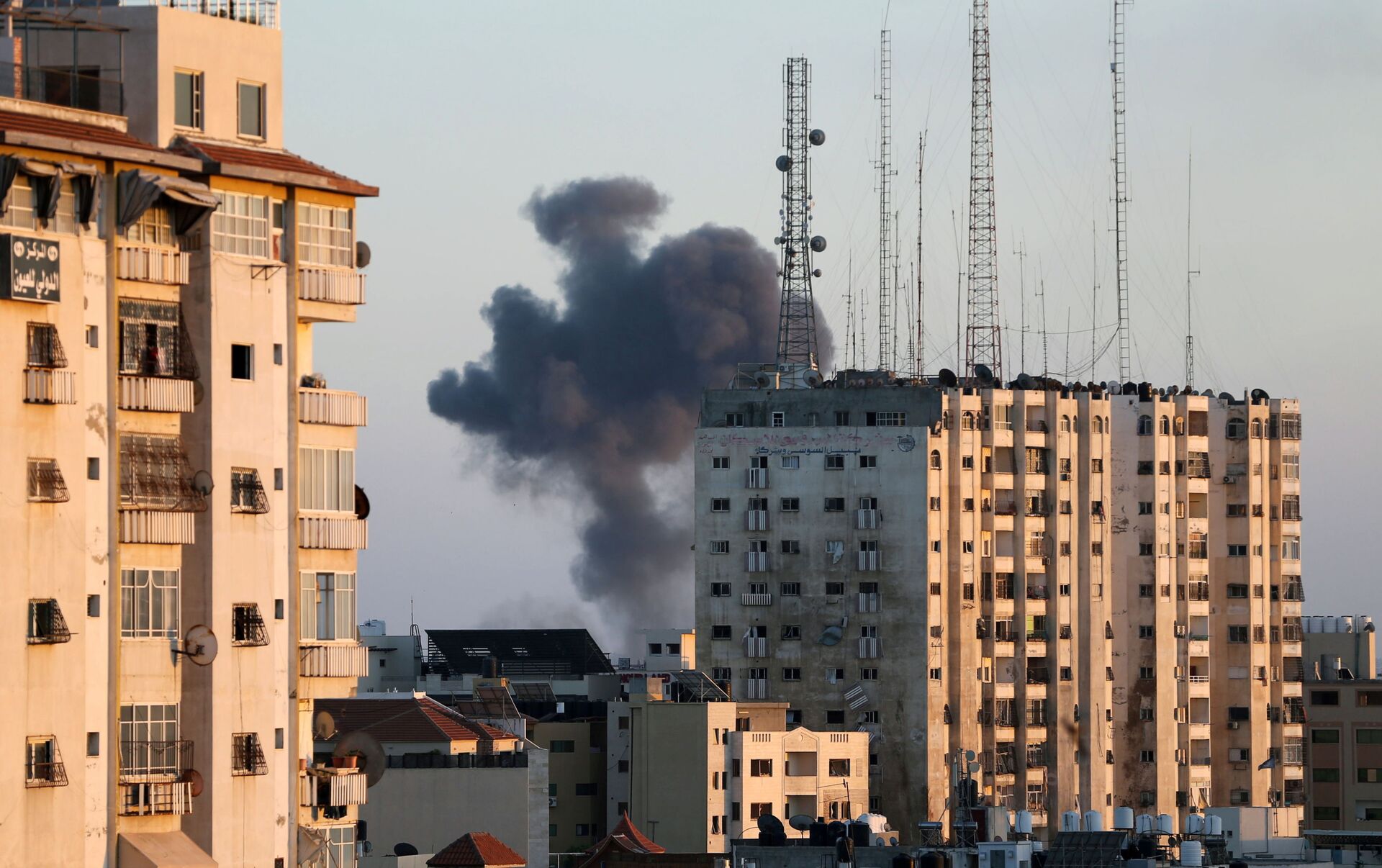 以军击落哈马斯无人机画面曝光，以色列媒体直指伊朗是幕后黑手|以色列媒体|无人机|以色列_新浪新闻