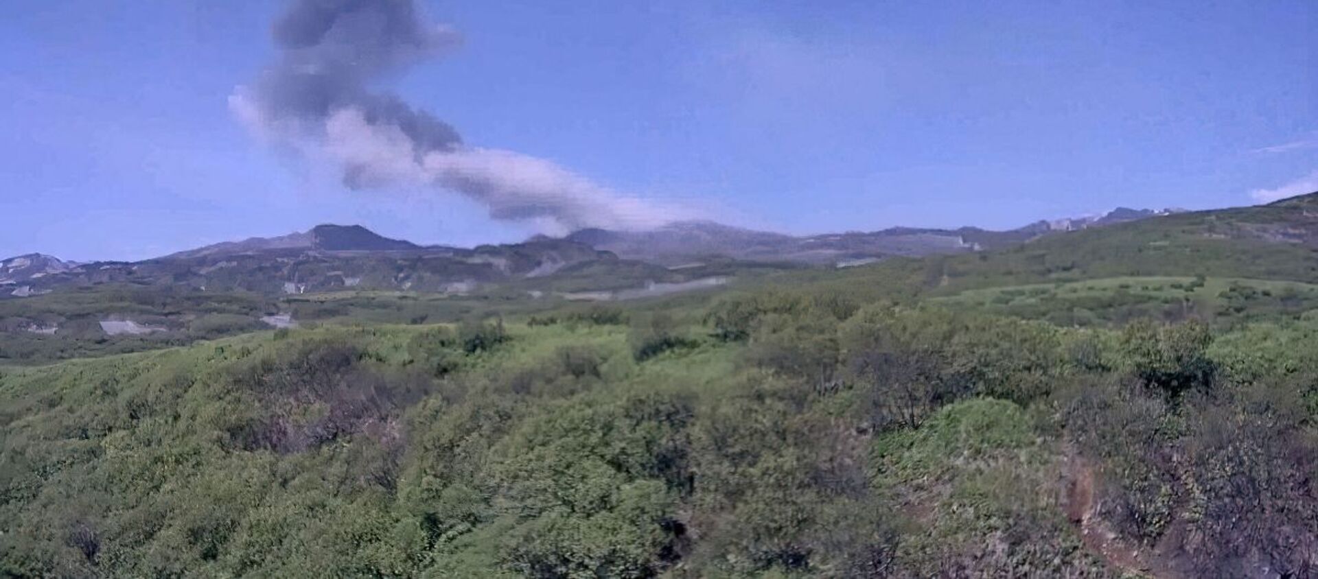 Пепловый выброс на вулкане Эбеко в Сахалинской области, 2018 год - 俄罗斯卫星通讯社, 1920, 29.07.2021