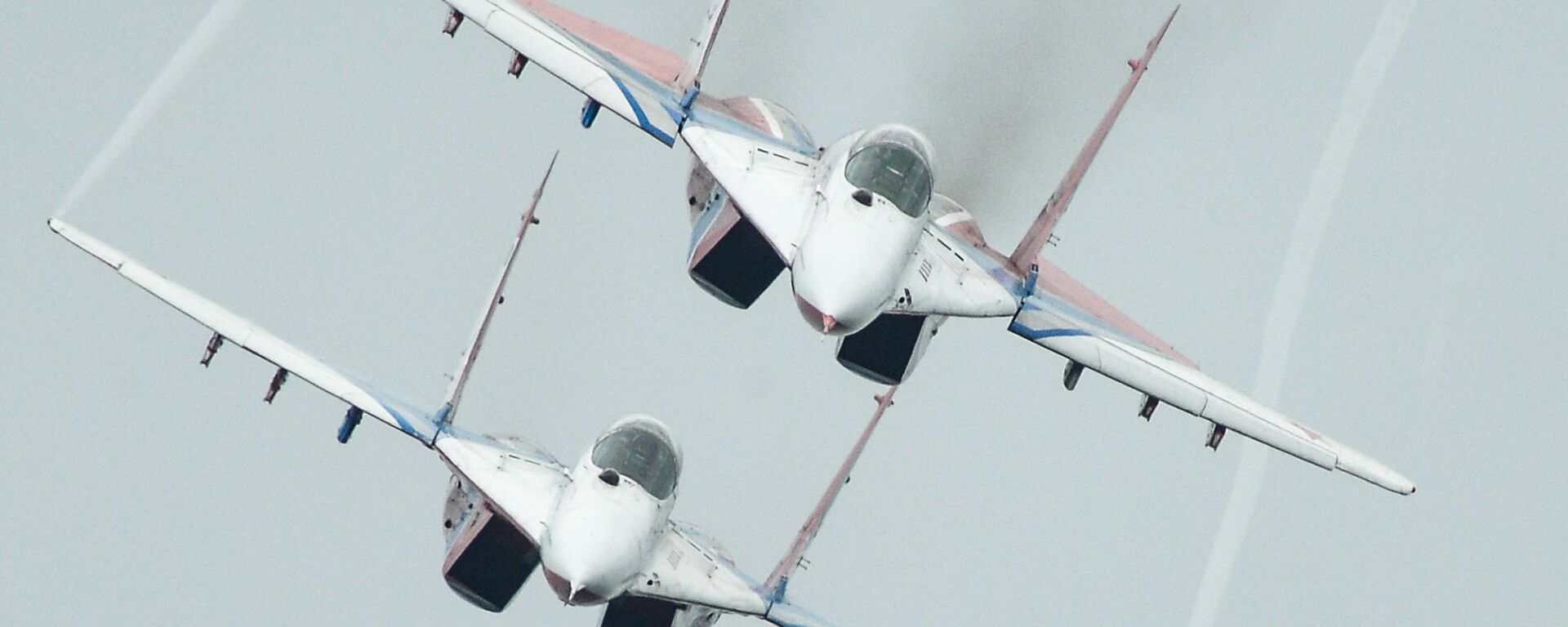 Выступление пилотажной группы Стрижи на МиГ-29 на МАКС-2013 - 俄罗斯卫星通讯社, 1920, 10.08.2021