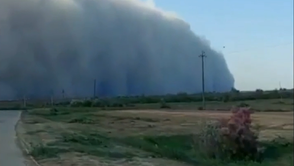 Песчаная буря обрушилась на Астрахань - 俄羅斯衛星通訊社