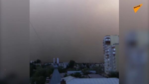  阿斯特拉罕遇强沙尘天气 - 俄罗斯卫星通讯社