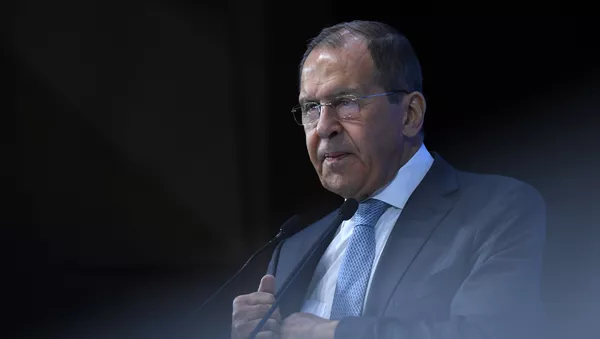  Министр иностранных дел РФ Сергей Лавров во время открытого урока на тему: Актуальные уроки международных отношений в рамках трехдневного просветительского марафона общества Новое Знание в Москве. - 俄羅斯衛星通訊社