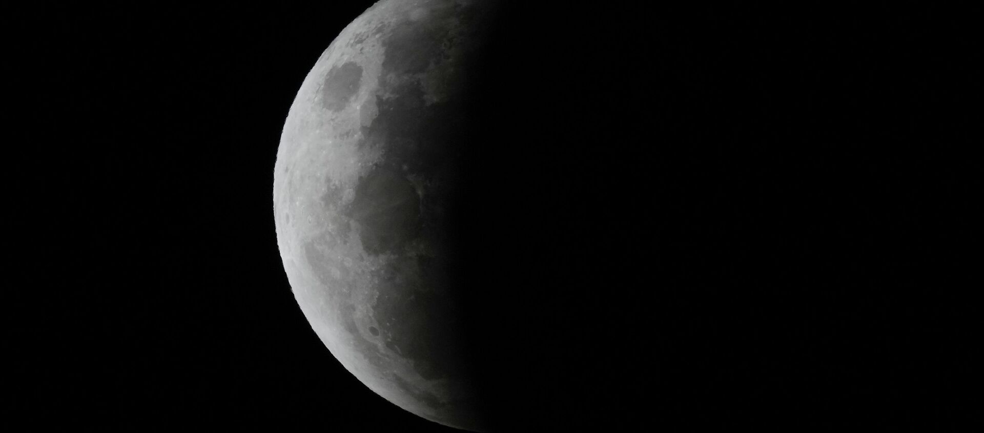 澳大利亚地区拍摄到的月全食天象。 - 俄罗斯卫星通讯社, 1920, 26.05.2021