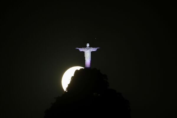 巴西地區拍攝的超級月亮。 - 俄羅斯衛星通訊社