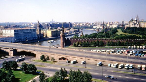Вид на центр Москвы с Москвой-рекой и Кремлевской стеной, 1972 год - 俄羅斯衛星通訊社