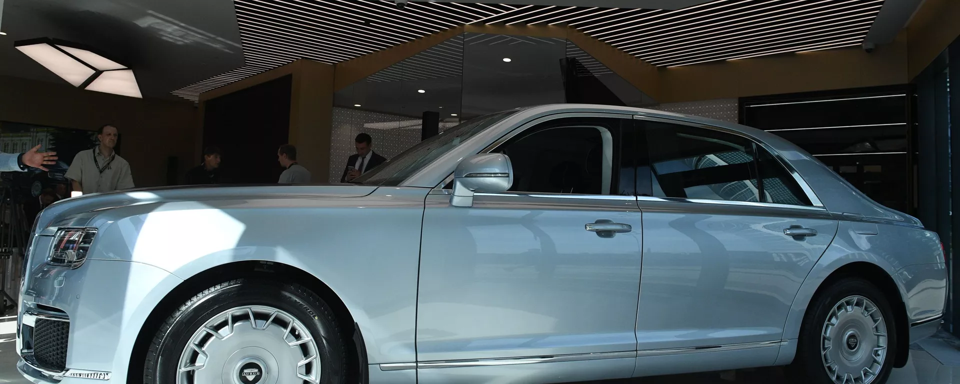 俄豪華汽車Aurus公司：在制裁背景下 該品牌汽車在俄的需求量增長 - 俄羅斯衛星通訊社, 1920, 31.03.2022