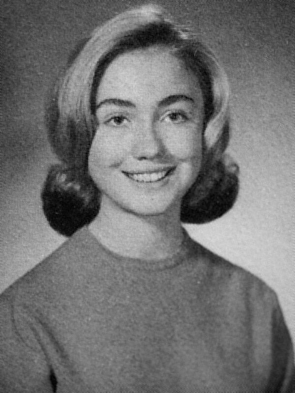 1965年，希拉里•克林顿在学校相册中的照片。 - 俄罗斯卫星通讯社