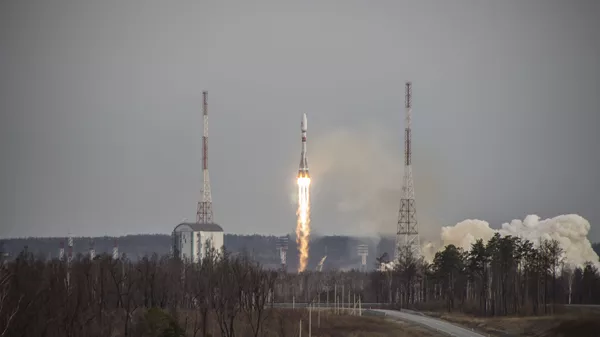  Запуск ракеты-носителя Союз-2.1б с разгонным блоком Фрегат и 36 новыми космическими аппаратами британской компании OneWeb на космодроме Восточный.  - 俄羅斯衛星通訊社