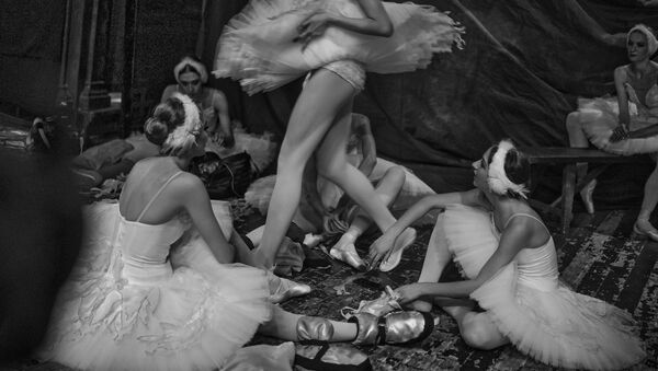 攝影師阿列克謝·齊列爾作品《芭蕾舞的背後》獲得俄羅斯地理協會“最美麗國家”攝影大賽“攝影項目”類獎項。
 - 俄羅斯衛星通訊社