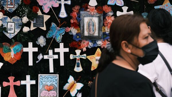  Мемориал в память умерших от COVID-19 в Нью-Йорке - 俄羅斯衛星通訊社