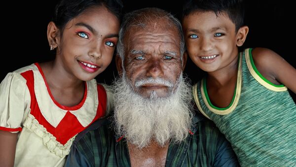 孟加拉國攝影師Muhammad Amdad Hossain拍攝作品《美麗的眼睛》入選安德烈·斯捷寧攝影大賽“肖像，當代英雄，單張作品”評選名單。 - 俄羅斯衛星通訊社