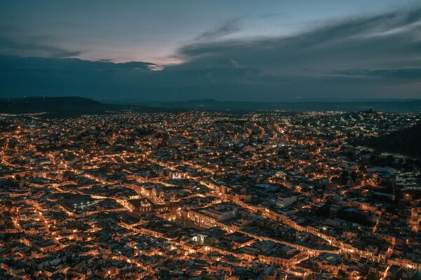 墨西哥摄影师Luis Antonio Rojas拍摄作品《失控墨西哥》入围安德烈·斯捷宁摄影大赛“重大新闻，系列作品”类评选名单。 - 俄罗斯卫星通讯社
