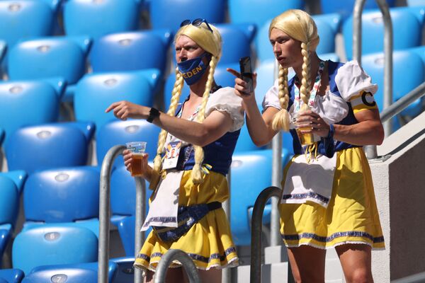 2020歐洲杯球迷民族服飾一覽 - 俄羅斯衛星通訊社