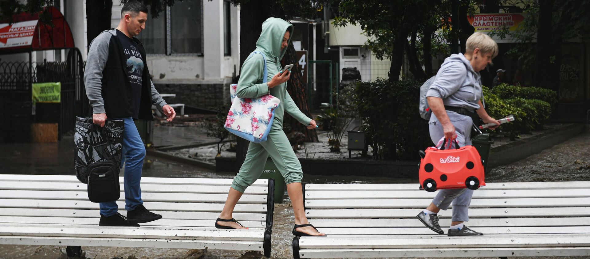 俄紧急情况部：强降雨正在逼近克里米亚 当地已发布风暴预警 - 俄罗斯卫星通讯社, 1920, 21.06.2021