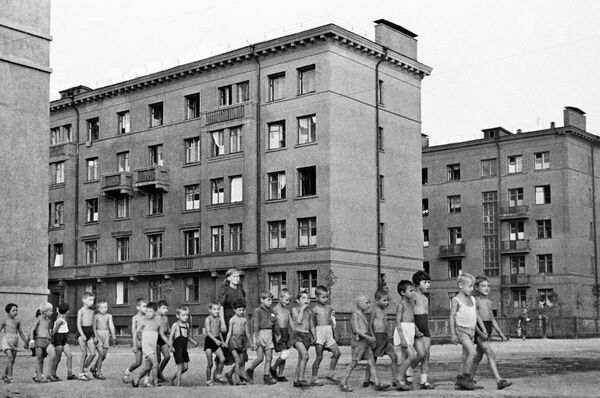 1941年6月23日，战争伊始，莫斯科街头的儿童。 - 俄罗斯卫星通讯社