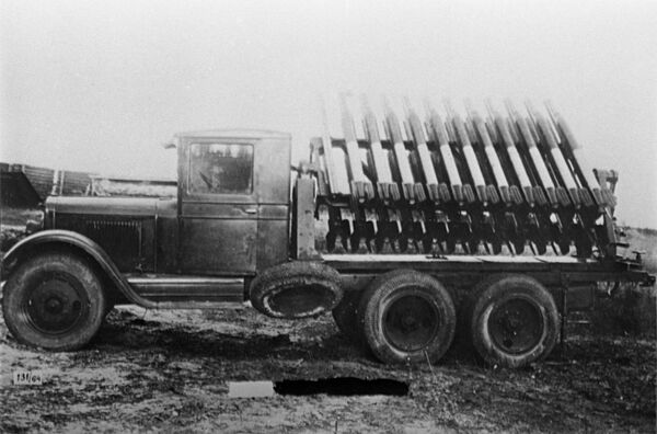 1941年夏，“喀秋莎”火箭炮——第一批BM-13火箭炮之一。 - 俄罗斯卫星通讯社