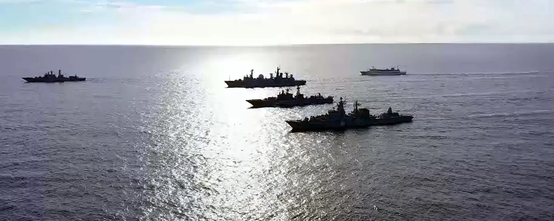 ВМФ России начал крупные учения в Тихом океане - 俄羅斯衛星通訊社, 1920, 24.06.2021