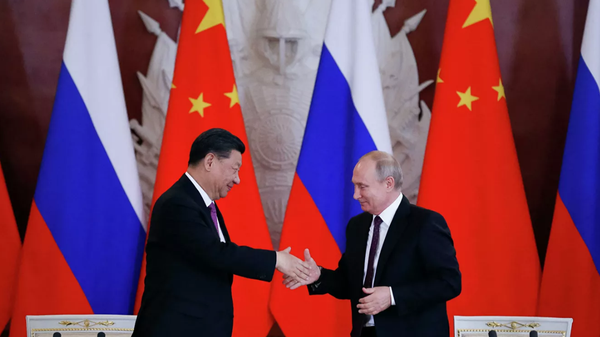 Президент России Владимир Путин и председатель КНР Си Цзиньпин - 俄罗斯卫星通讯社